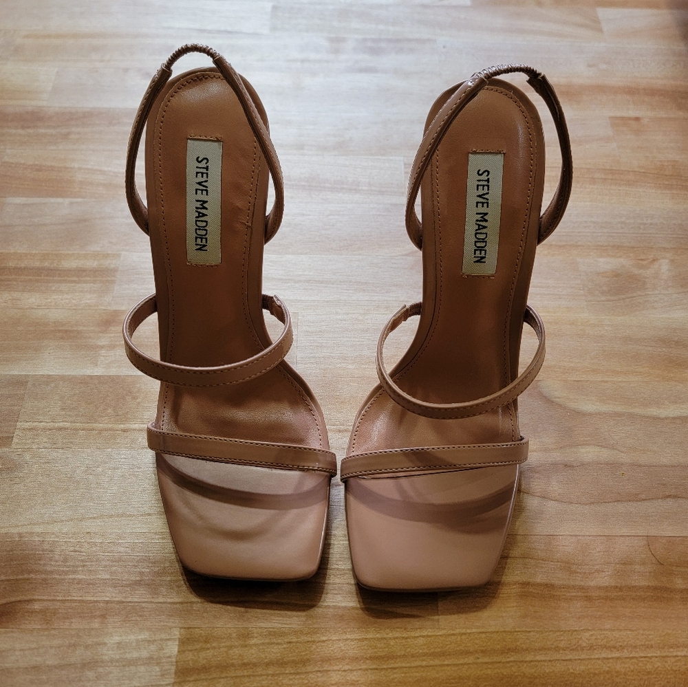 Steve Madden Dark Blush Patent heels 7.5W